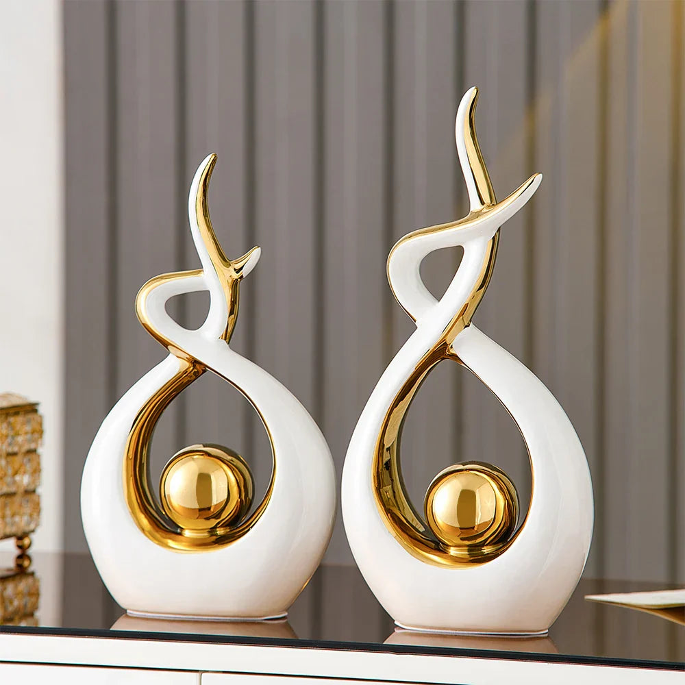 Aubelia – Ceramic Abstract Sculpture with Gold Accents