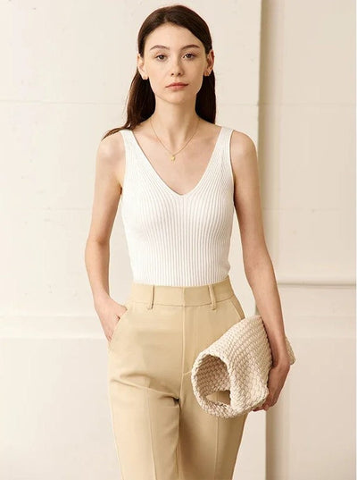 Adley | Stijlvolle Geribde V-Hals Top voor een Elegante Look