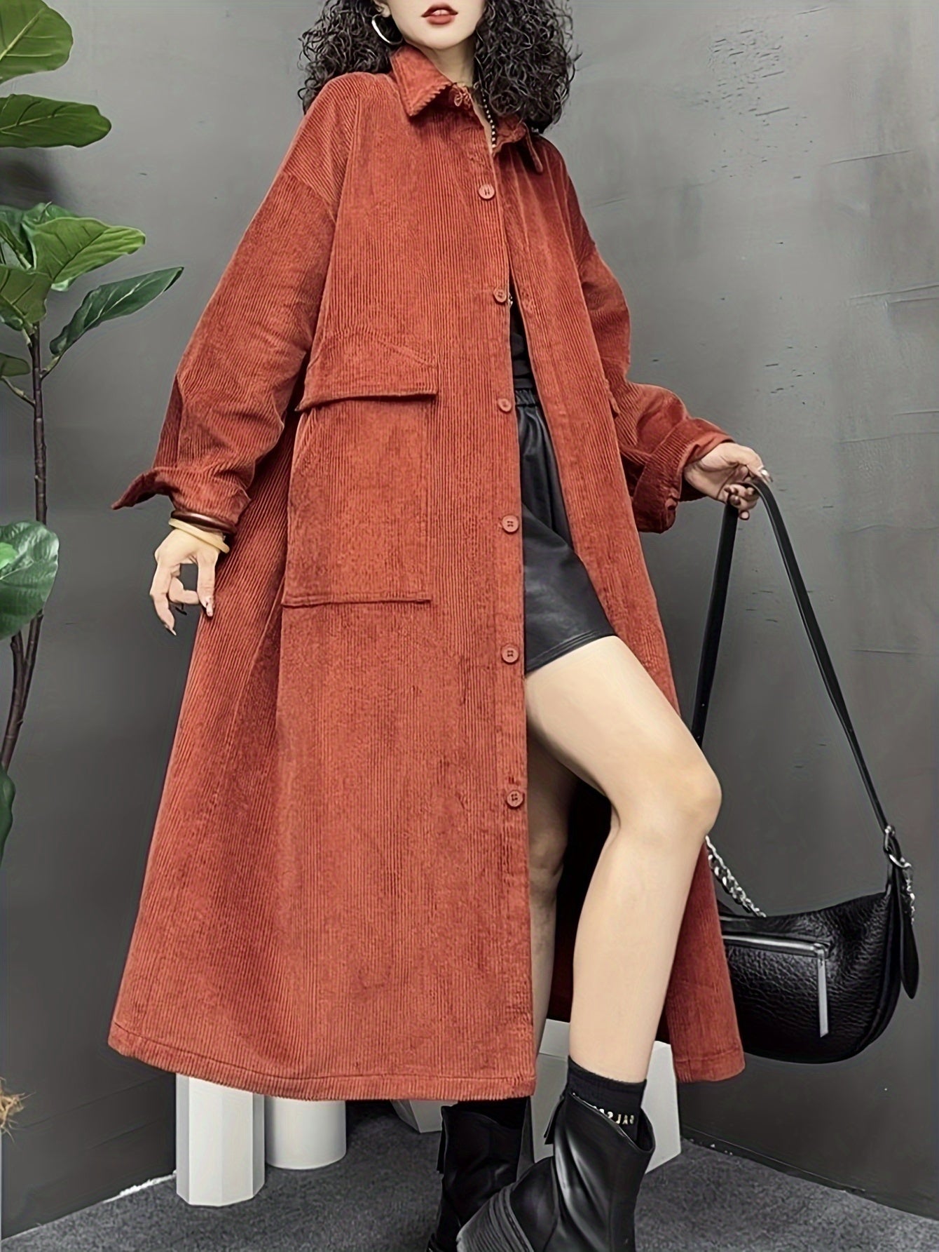 Amanda | Lange Trendy Trenchcoat met Stijlvolle Details