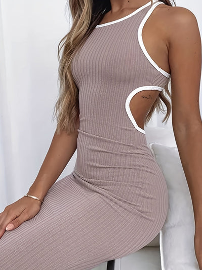 Amara | Sexy Ribbed Zomerjurk met Open Rug Design