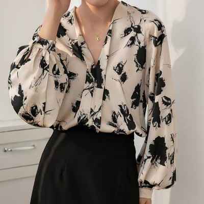 Ariyah | Stijlvolle Bloes met Vintage Print en Lange Mouwen