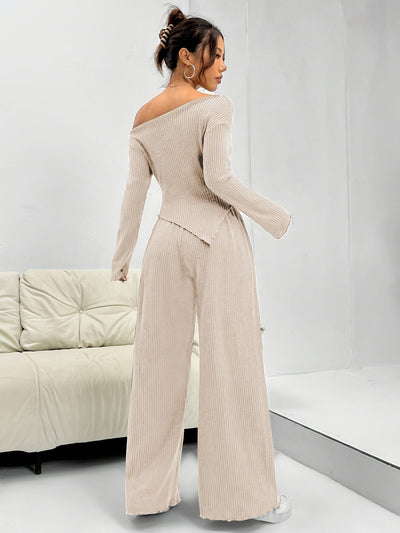 Alexandra | Off-Shoulder Ribgebreide Set met Wijde Pijpen