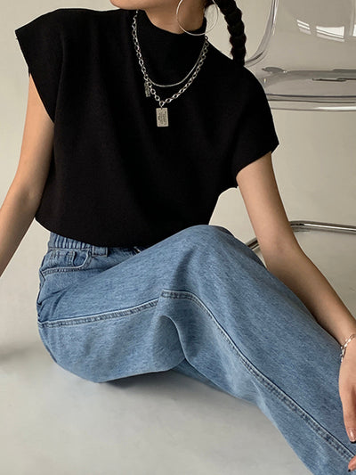 Ismara - Elegant Top with High Collar