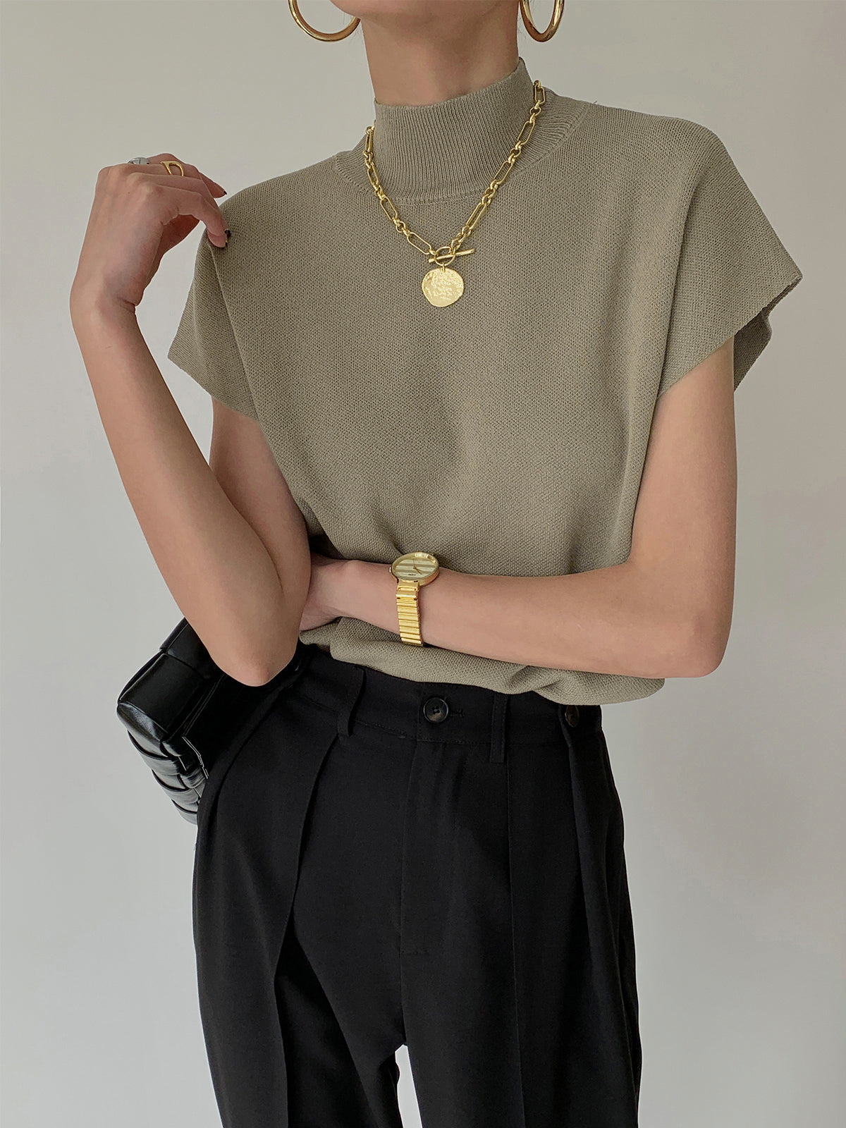 Ismara - Elegant Top with High Collar