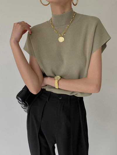 Ismara - Elegant Top with High Collar