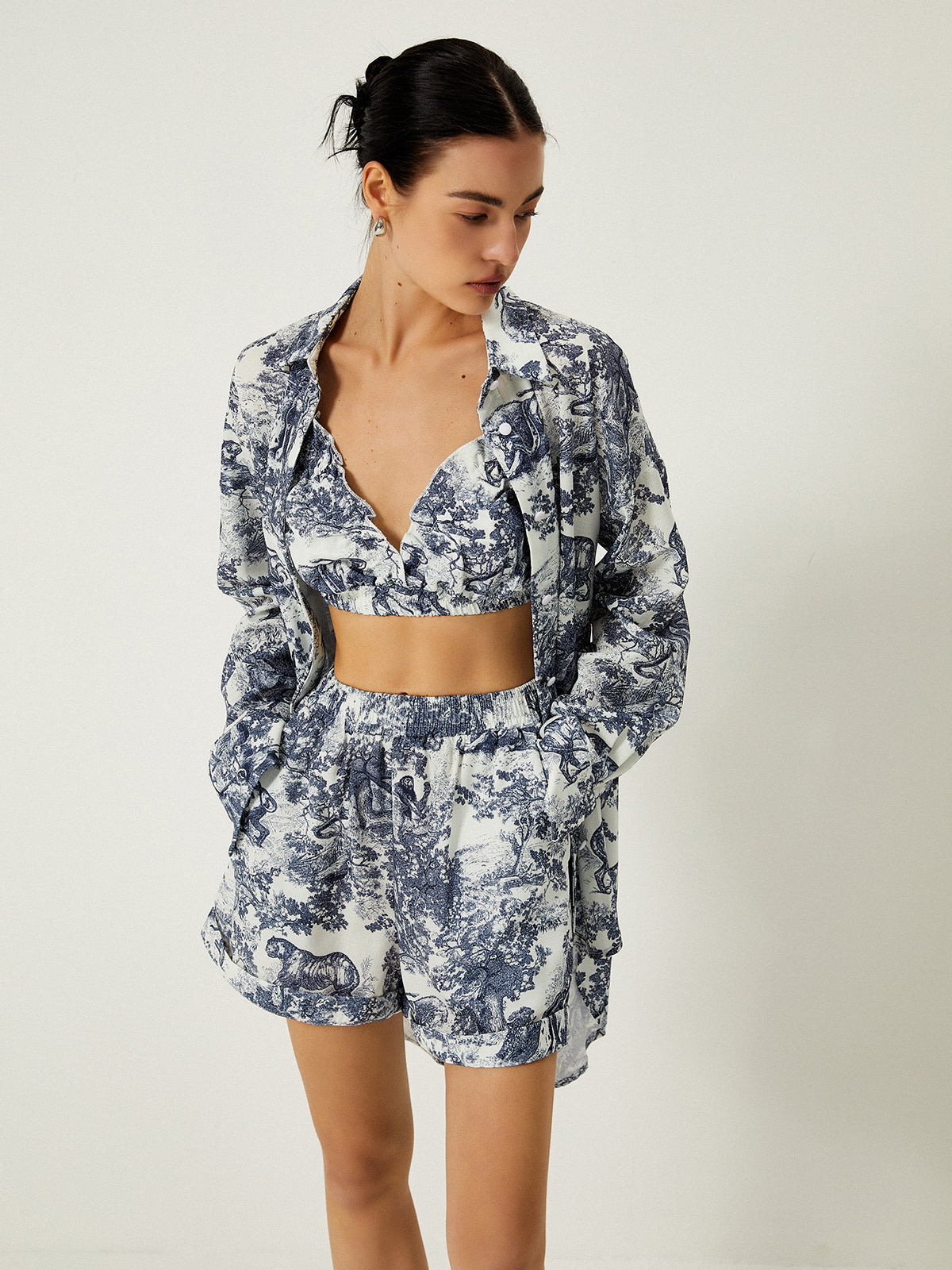 Gilda - three-piece short set with floral print 