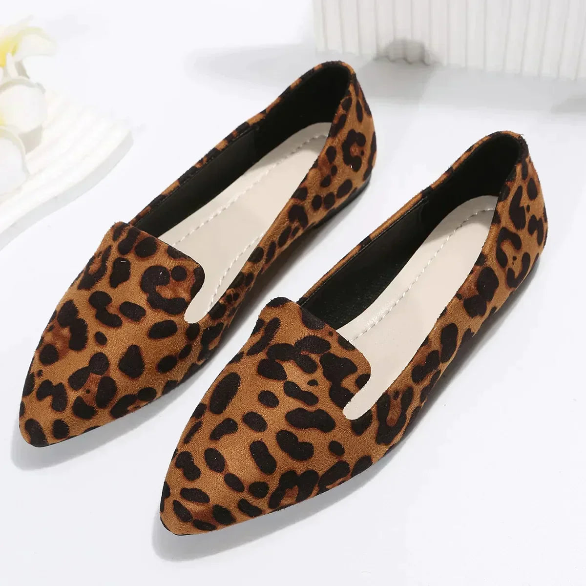 Ivy - Leopard loafers with pointed toe