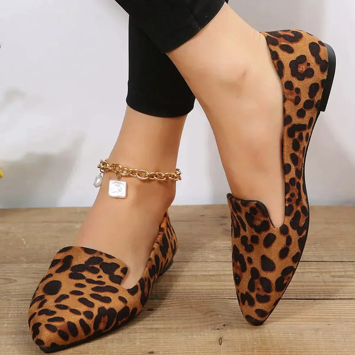 Ivy - Leopard loafers with pointed toe
