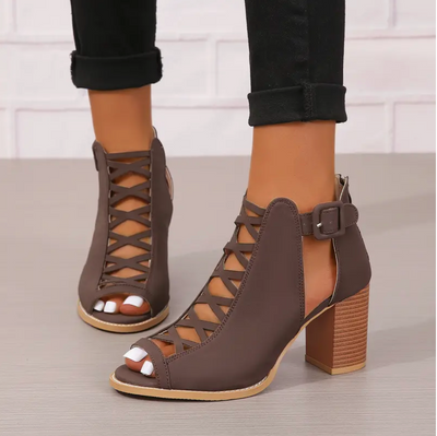 Lisa - The retro high heels with chunky heel
