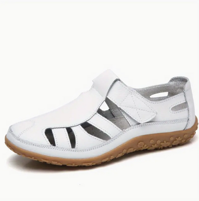 Eva - The retro flat sandals with closed toe