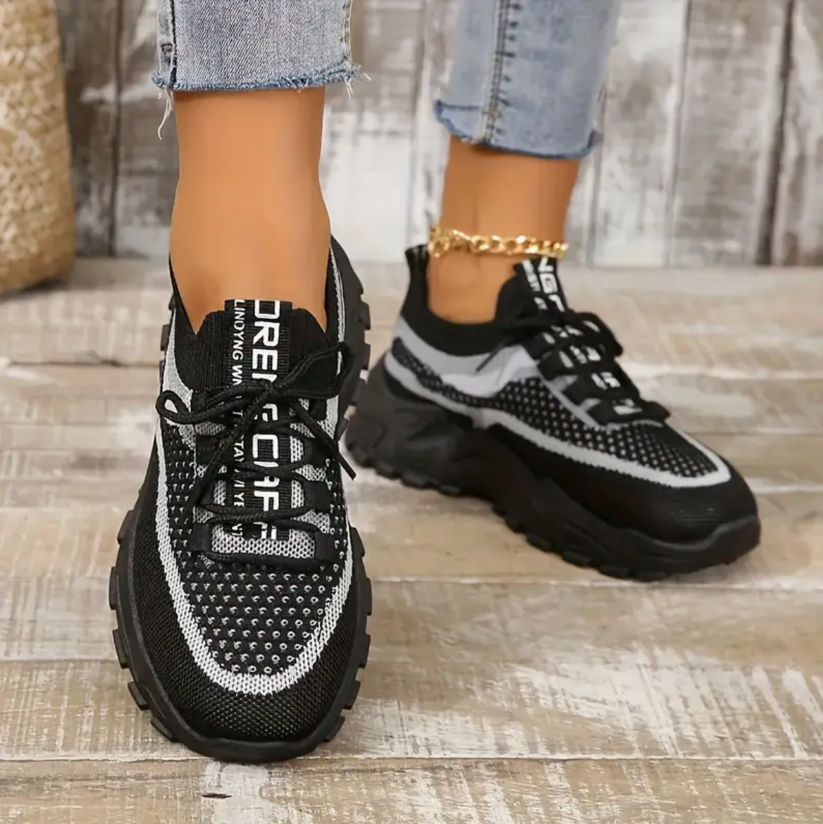 Femke - The breathable knitted platform sneakers for women