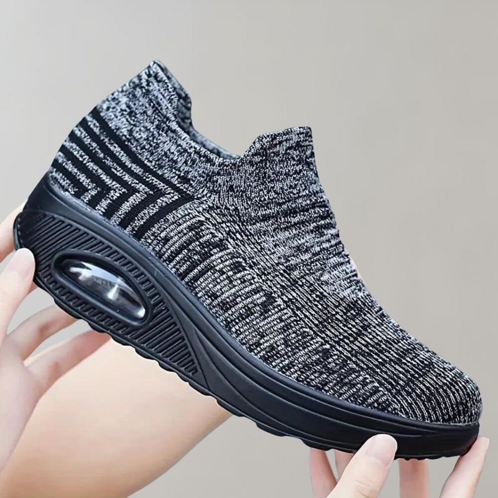 Dessa - Stylish and comfortable walking shoes