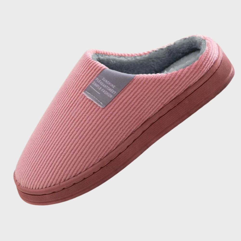 GIGI | Warm and comfortable slippers