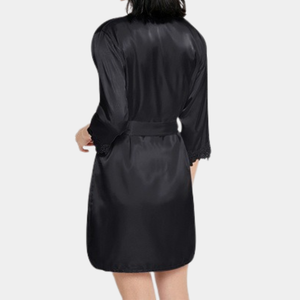 Elegant women's pajamas