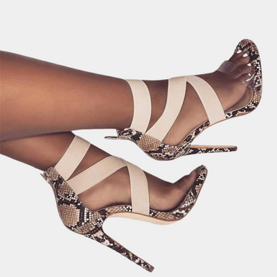 Elegant sandals with cross strap for women