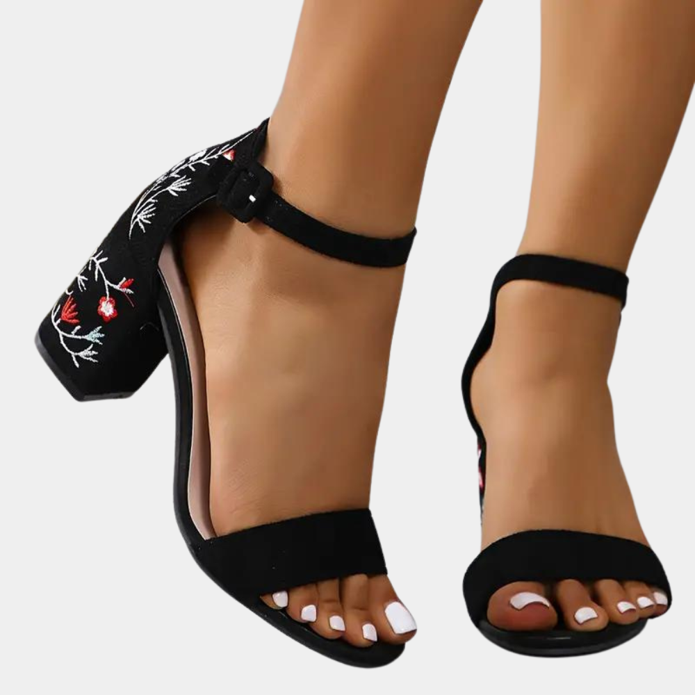 Elegant women's sandals with floral print