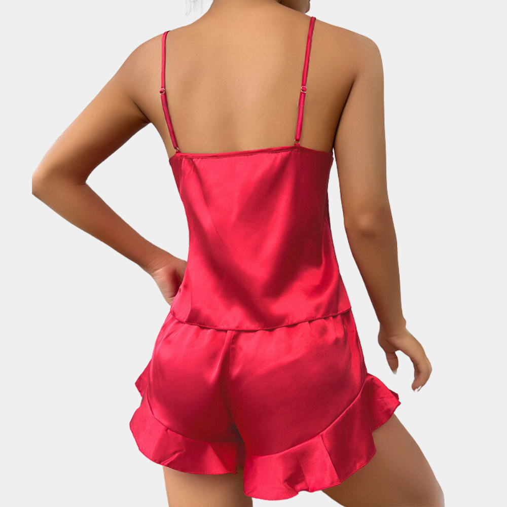 Elegant pajama set for women