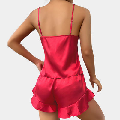 Elegant pajama set for women