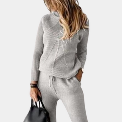 Elegant two-piece knitted women's set