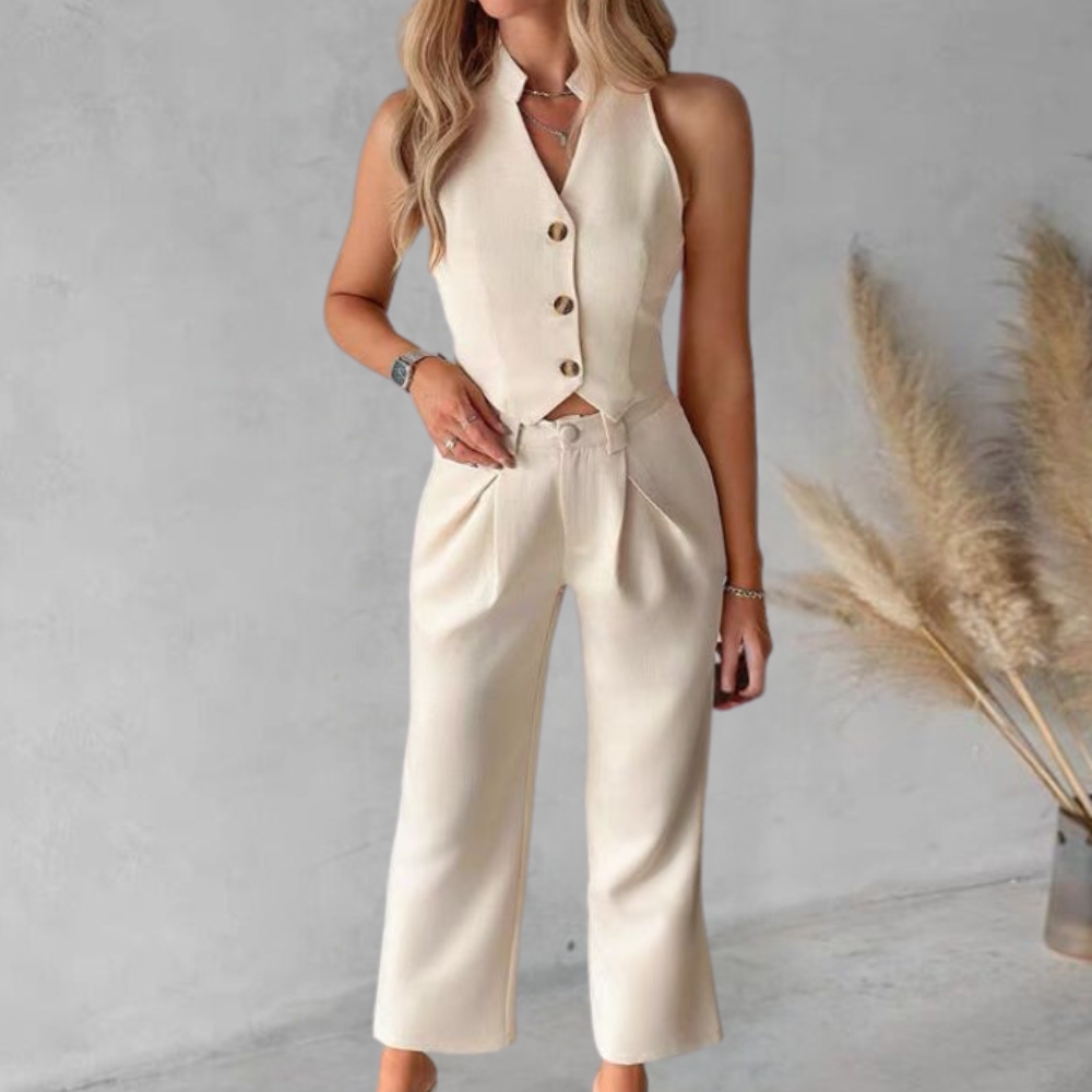 Elegant vest and elegant trousers for women