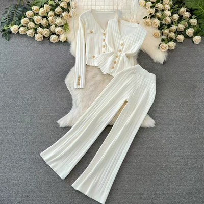 Elene - Elegant Ladies Knit Set