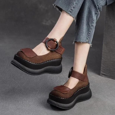 Denyse - Casual shoes with belt for women