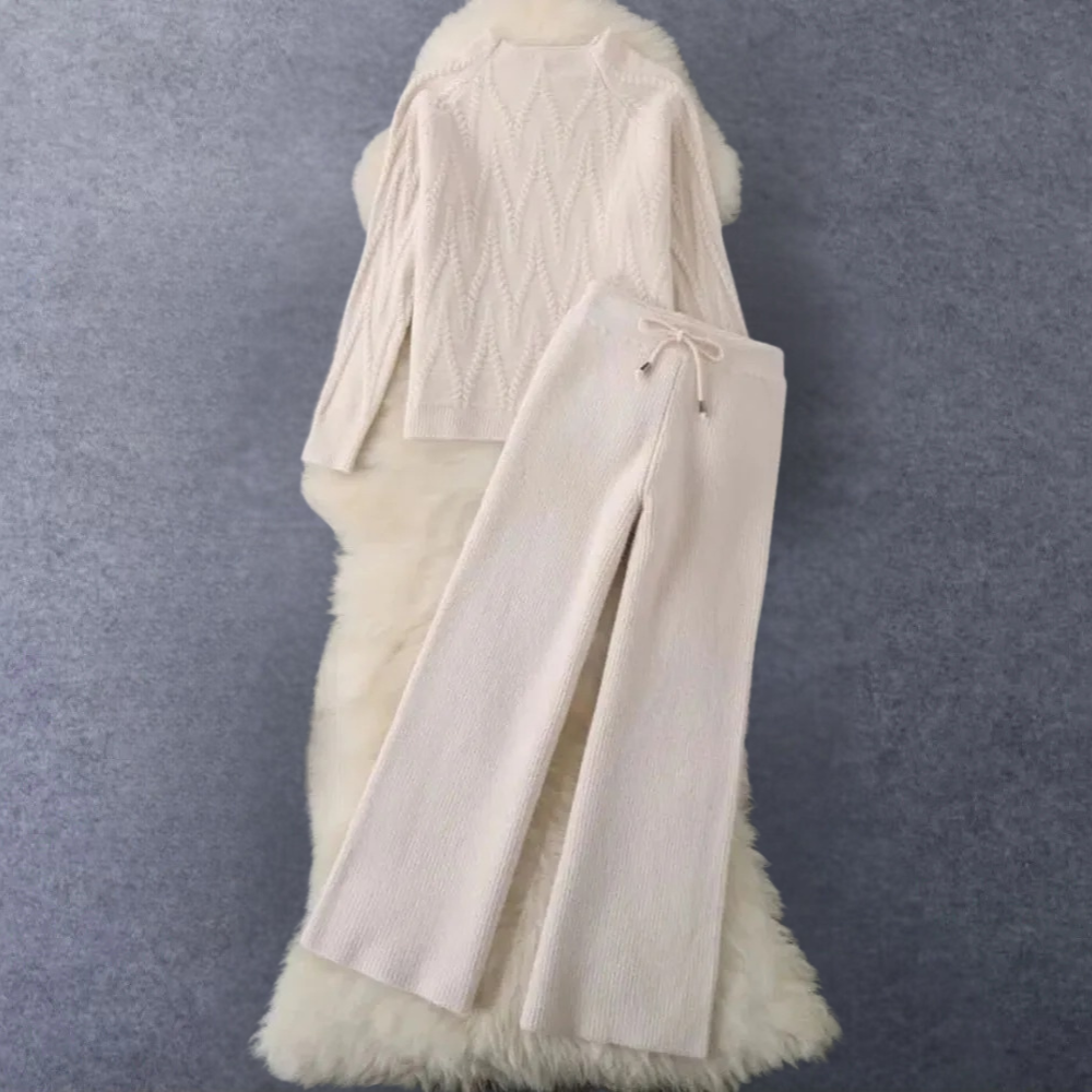 Graciela - Stylish knitted 2-piece set for women