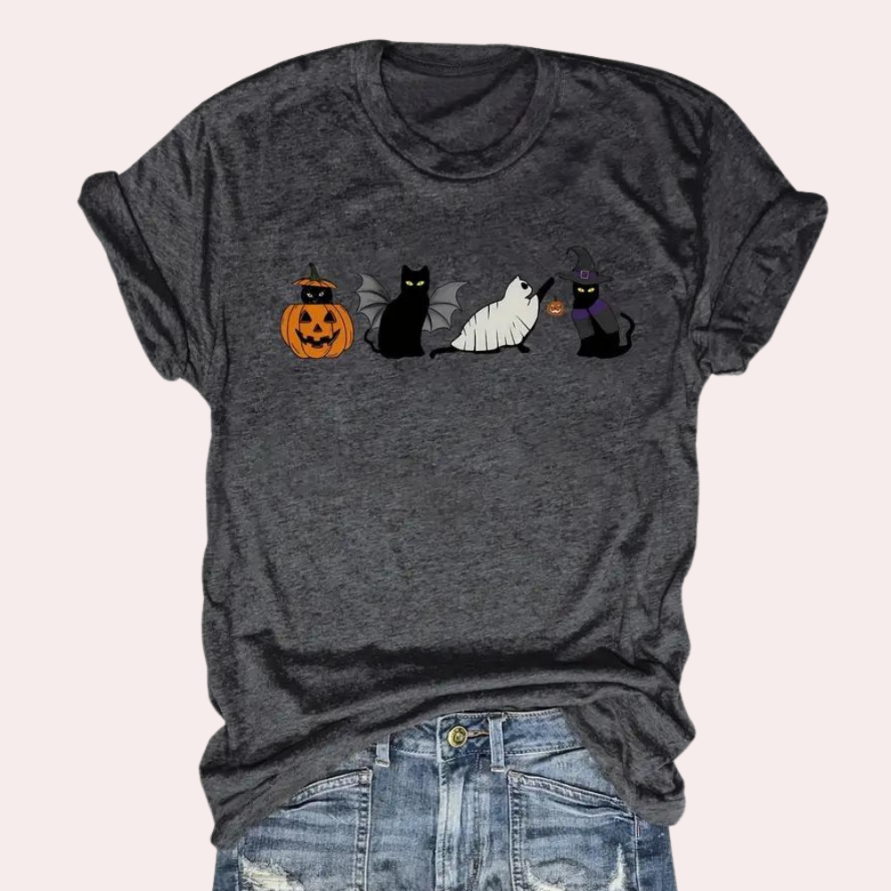Kati - Playful cat &amp; pumpkin graphic shirt