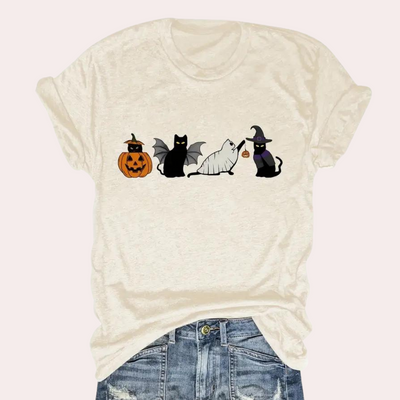 Kati - Playful cat &amp; pumpkin graphic shirt
