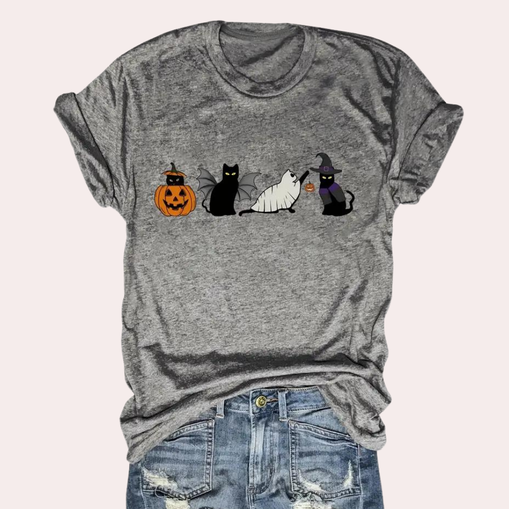 Kati - Playful cat &amp; pumpkin graphic shirt