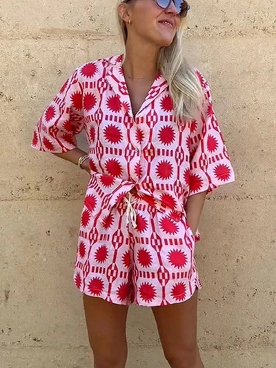 Moira - V-Hals Korte Mouw Shirt & Hoge Taille Shorts Set