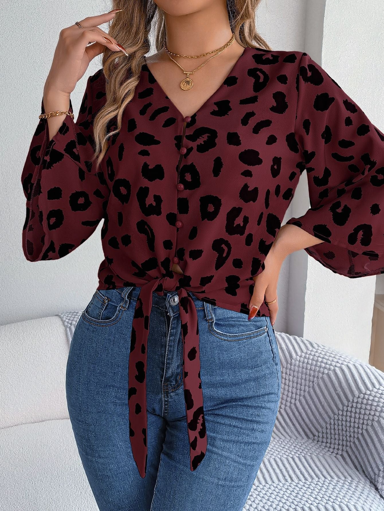 Cassidy | Dierlijke Print Blouse met Strik