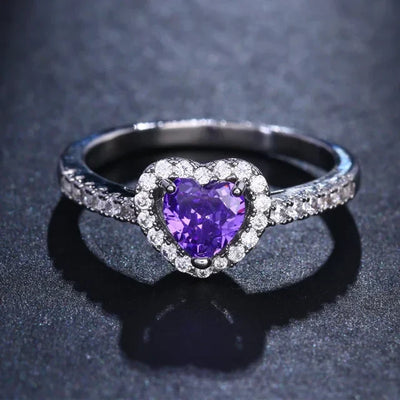 Isara - Heart-shaped Engagement Ring