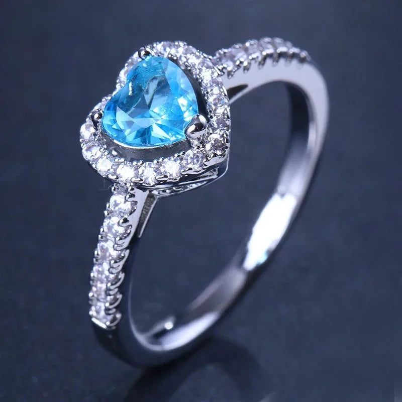 Isara - Heart-shaped Engagement Ring