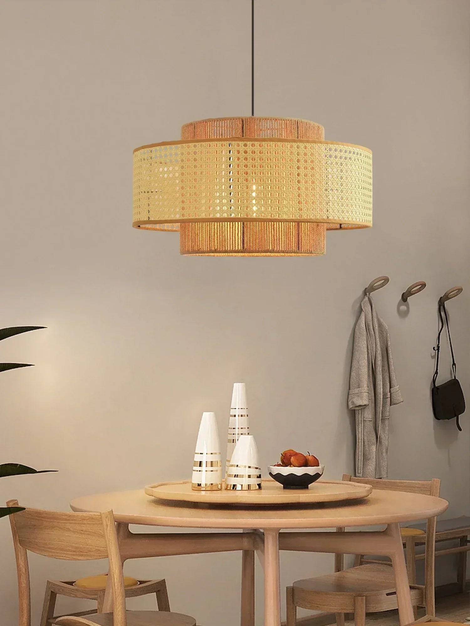 Ulshayra – Concentric Rattan Pendant Light
