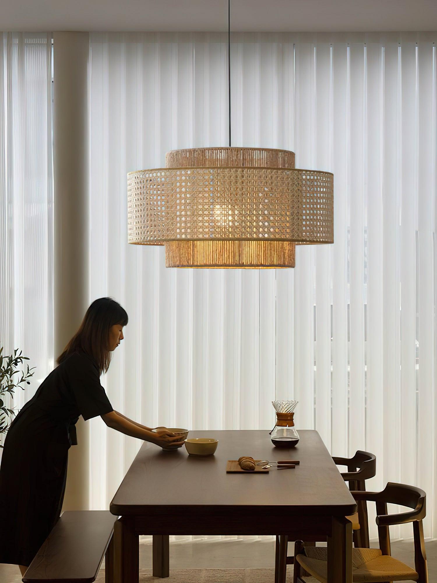 Ulshayra – Concentric Rattan Pendant Light