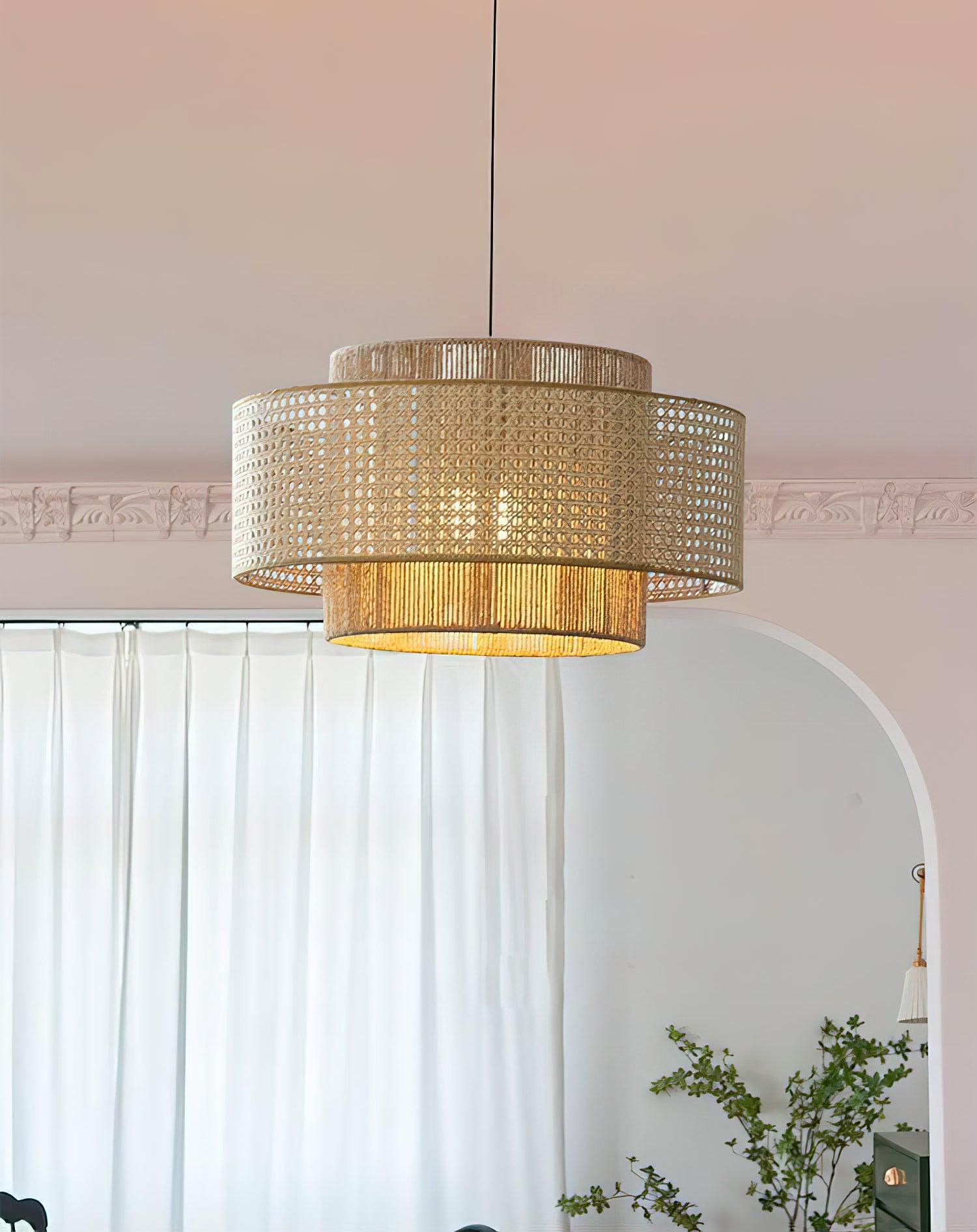 Ulshayra – Concentric Rattan Pendant Light
