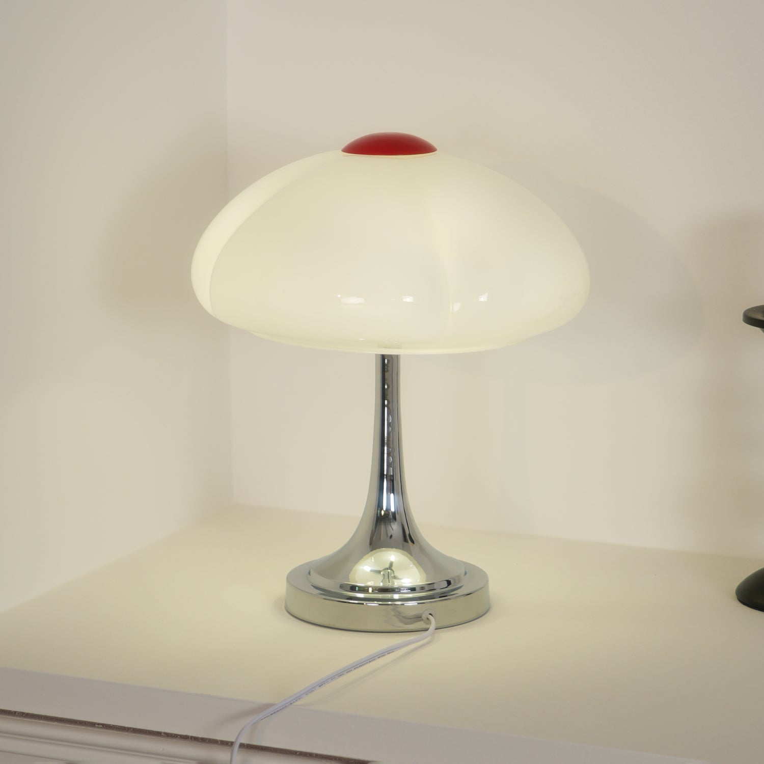 Lunari – Contemporary Table Lamp with Chrome Finish