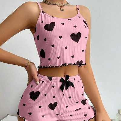 Dames pyjamaset met hartjesprint – Geribd topje en short met rucherand