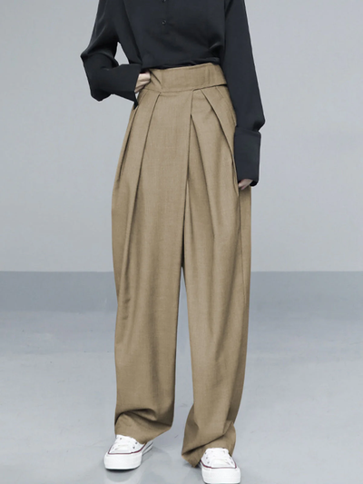 Women's high-waist pleated trousers – Wide legs with a relaxed fit 