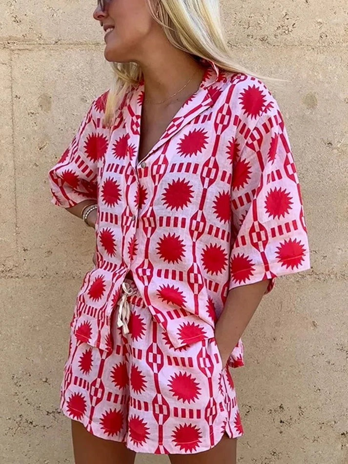 Moira - V-Hals Korte Mouw Shirt & Hoge Taille Shorts Set