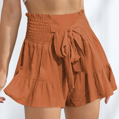 Karla - Lightweight summer shorts for chic women 