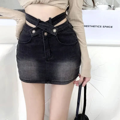 Nori - Moderne denim rok met uitgesneden tailleband