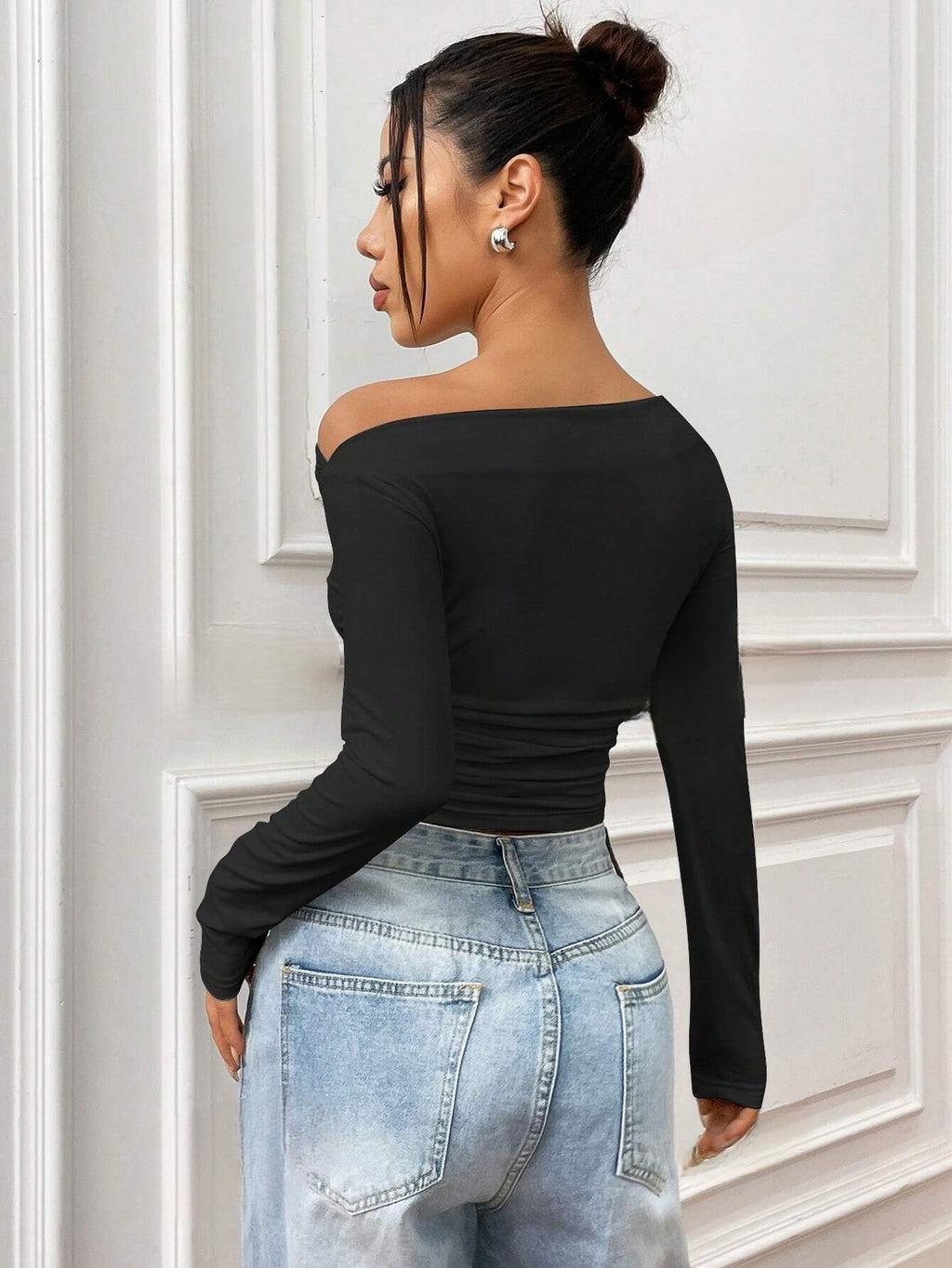 Elianna | Elegant Off-the-Shoulder Top with Long Sleeves