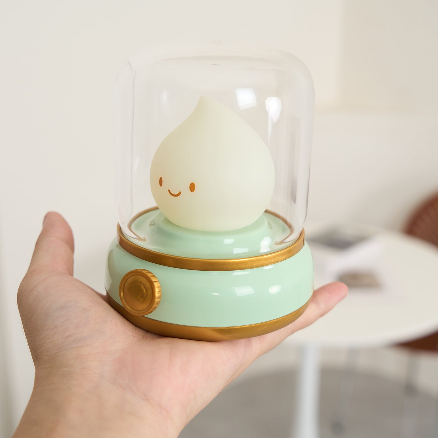 Xazora - Dimmable LED Night Light USB C