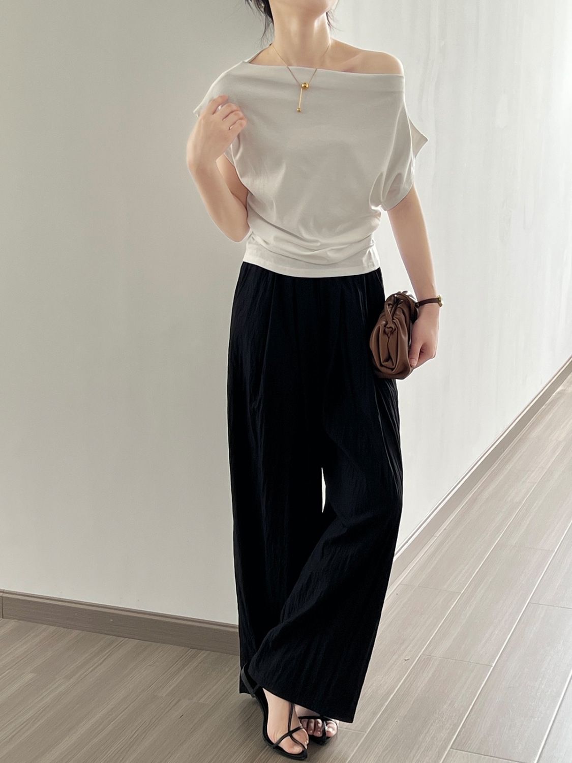Georgia | Stylish Off-Shoulder Top with Elegant Fit