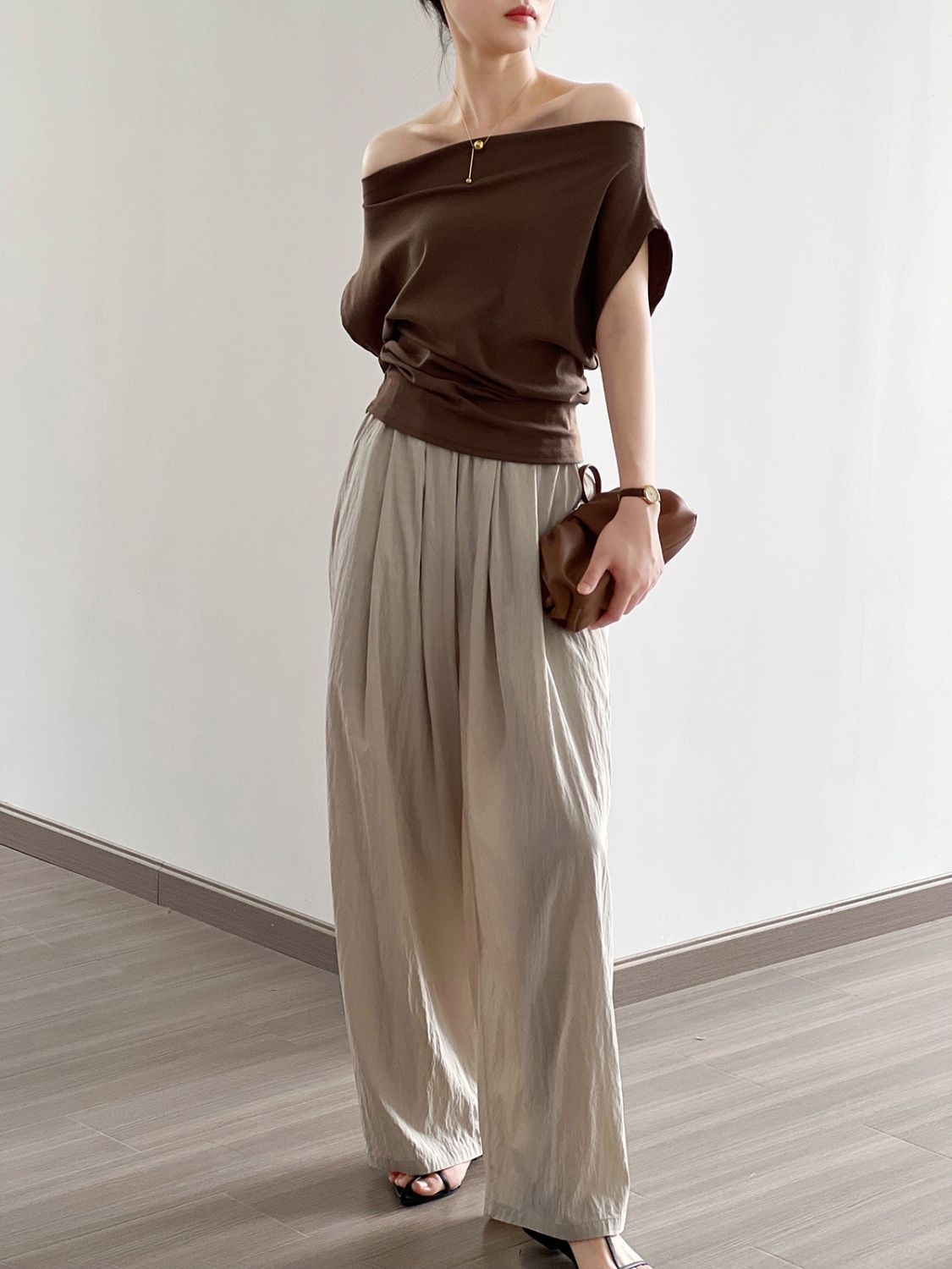 Georgia | Stylish Off-Shoulder Top with Elegant Fit