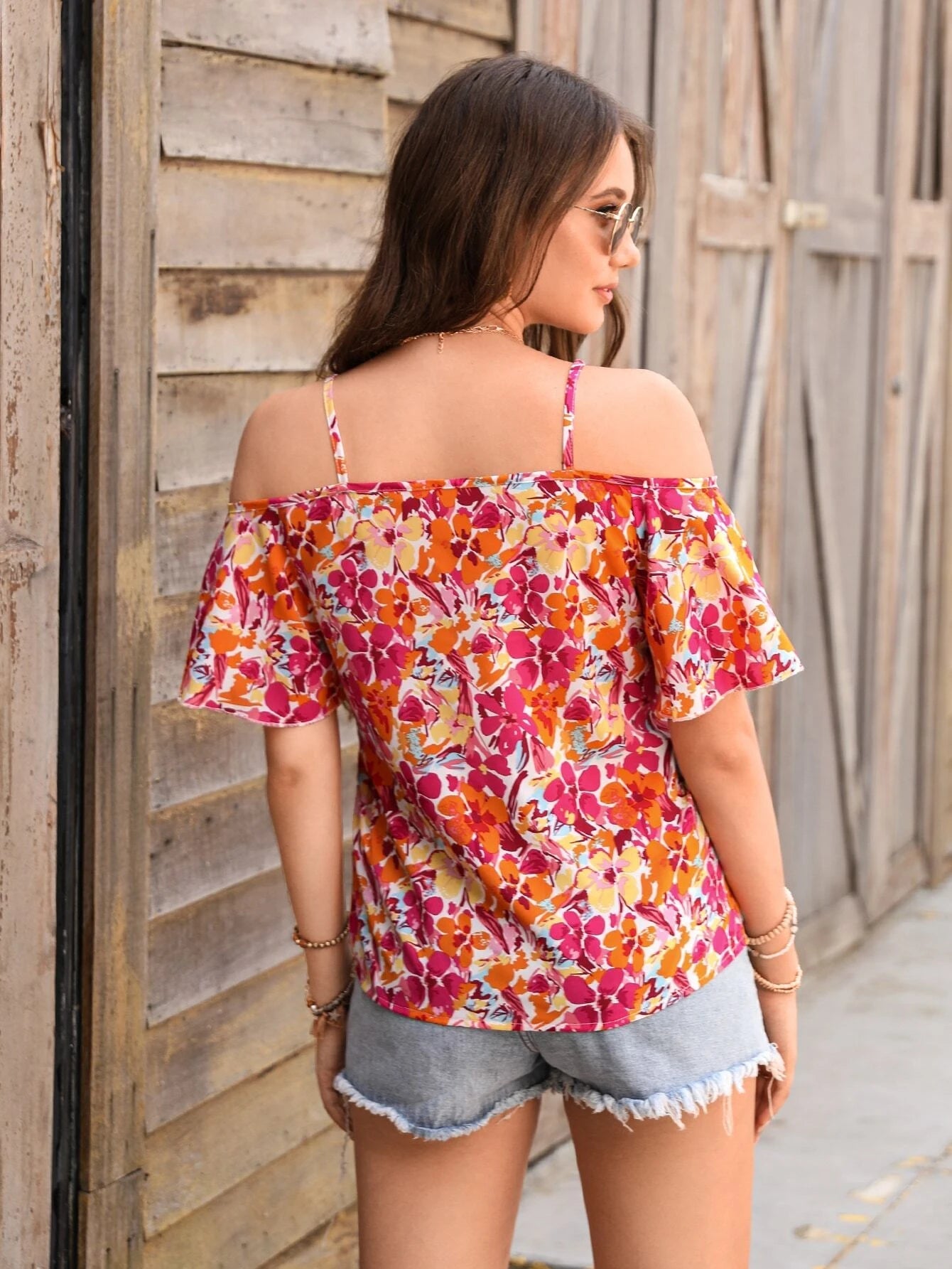 Giselle | Elegant Off-Shoulder Blouse with Floral Print