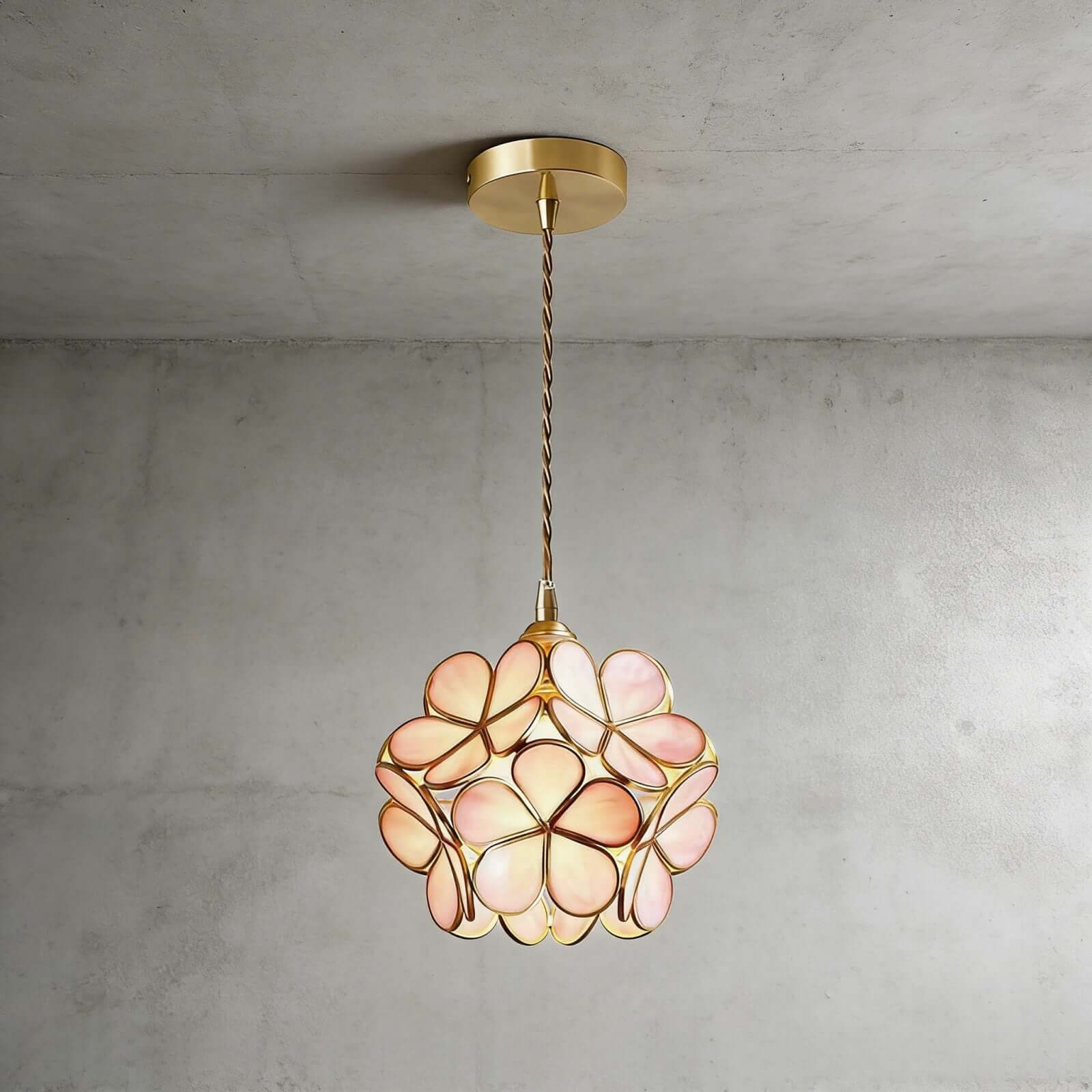 Geloura - Petal Glass Pendant Light