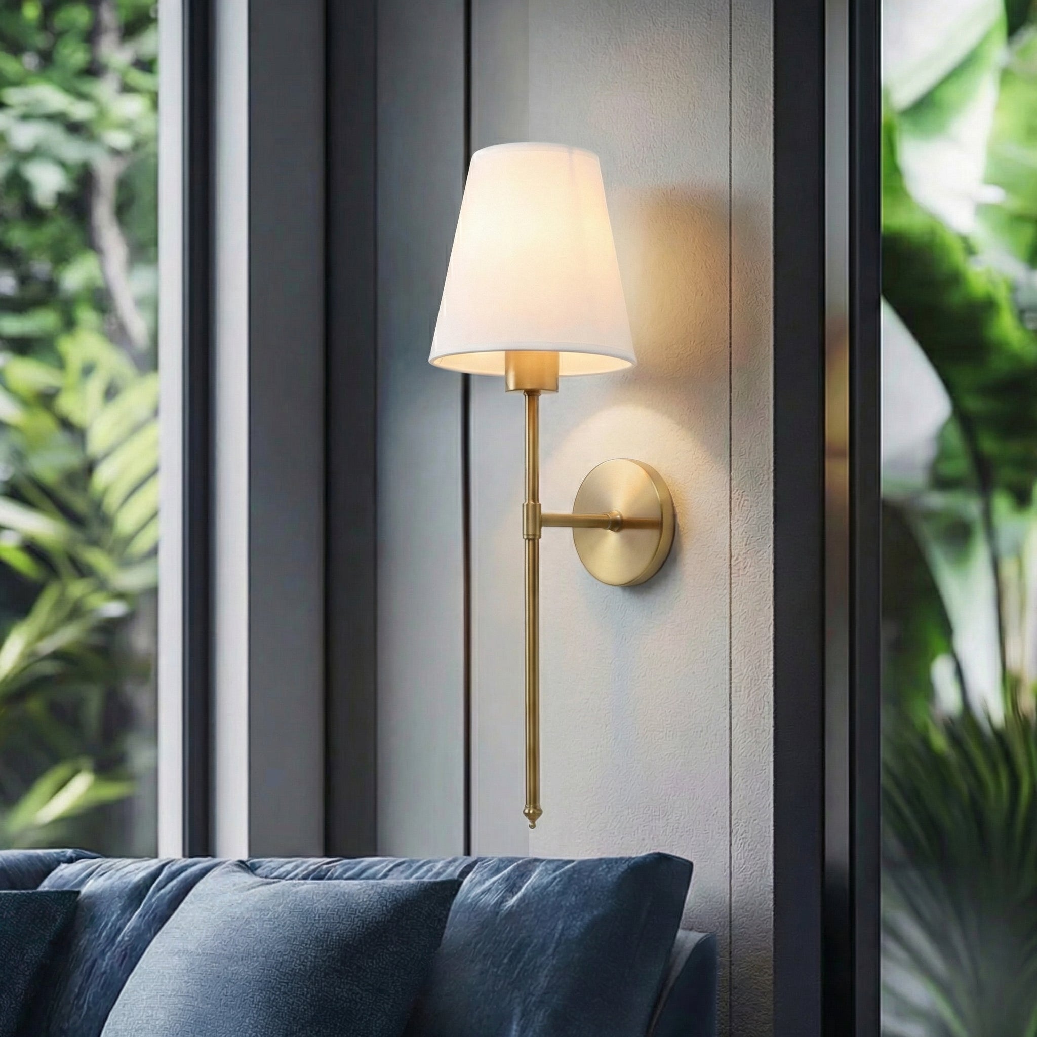 Elvarin - Rechargeable Wall Lamp